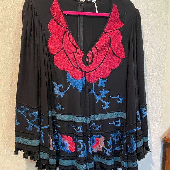 Free people island romper with tassels - Picture 2 of 7